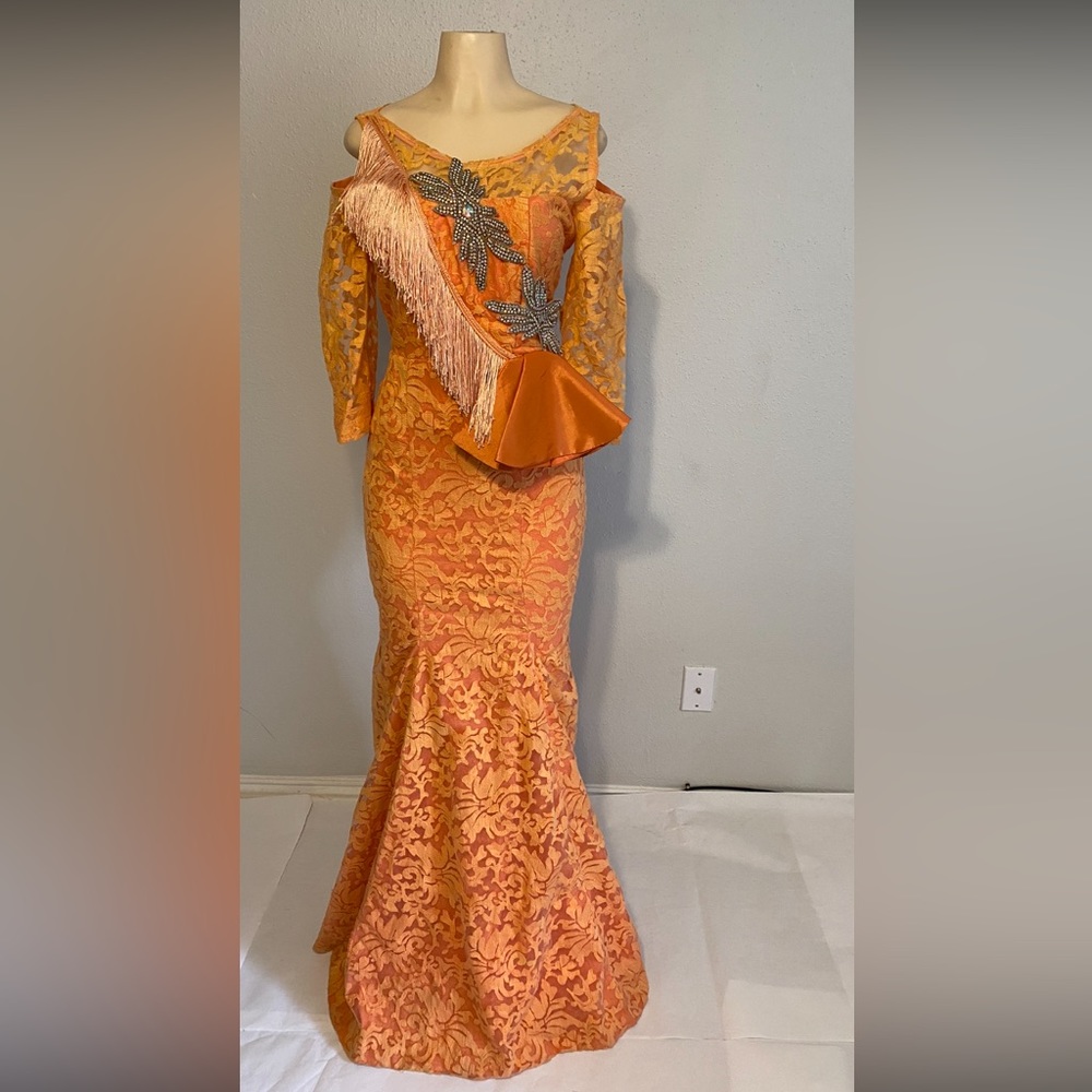 LATEST NIGERIA AFRICAN LACE DRESS.